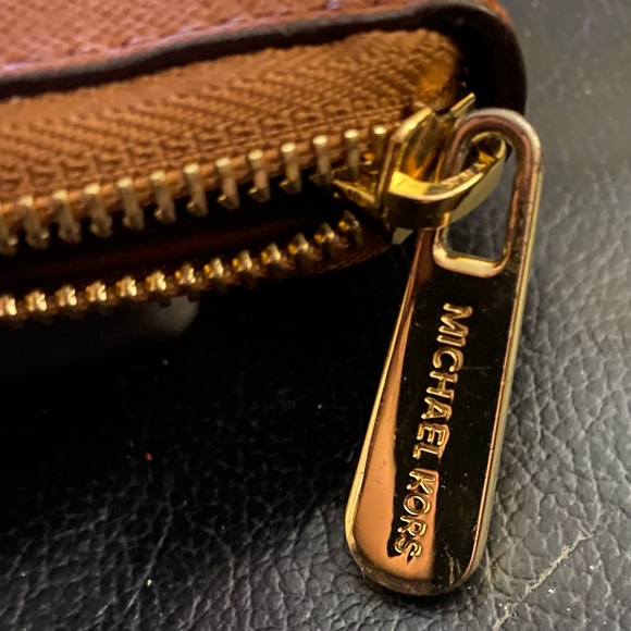 Michael Kors Carmel colored in very good condition - Picture 3 of 7